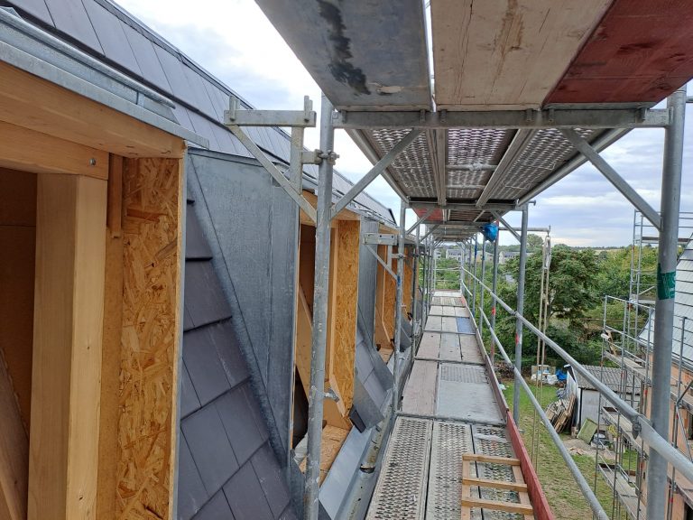 PHOTO-2023-12-07-17-34-37 4